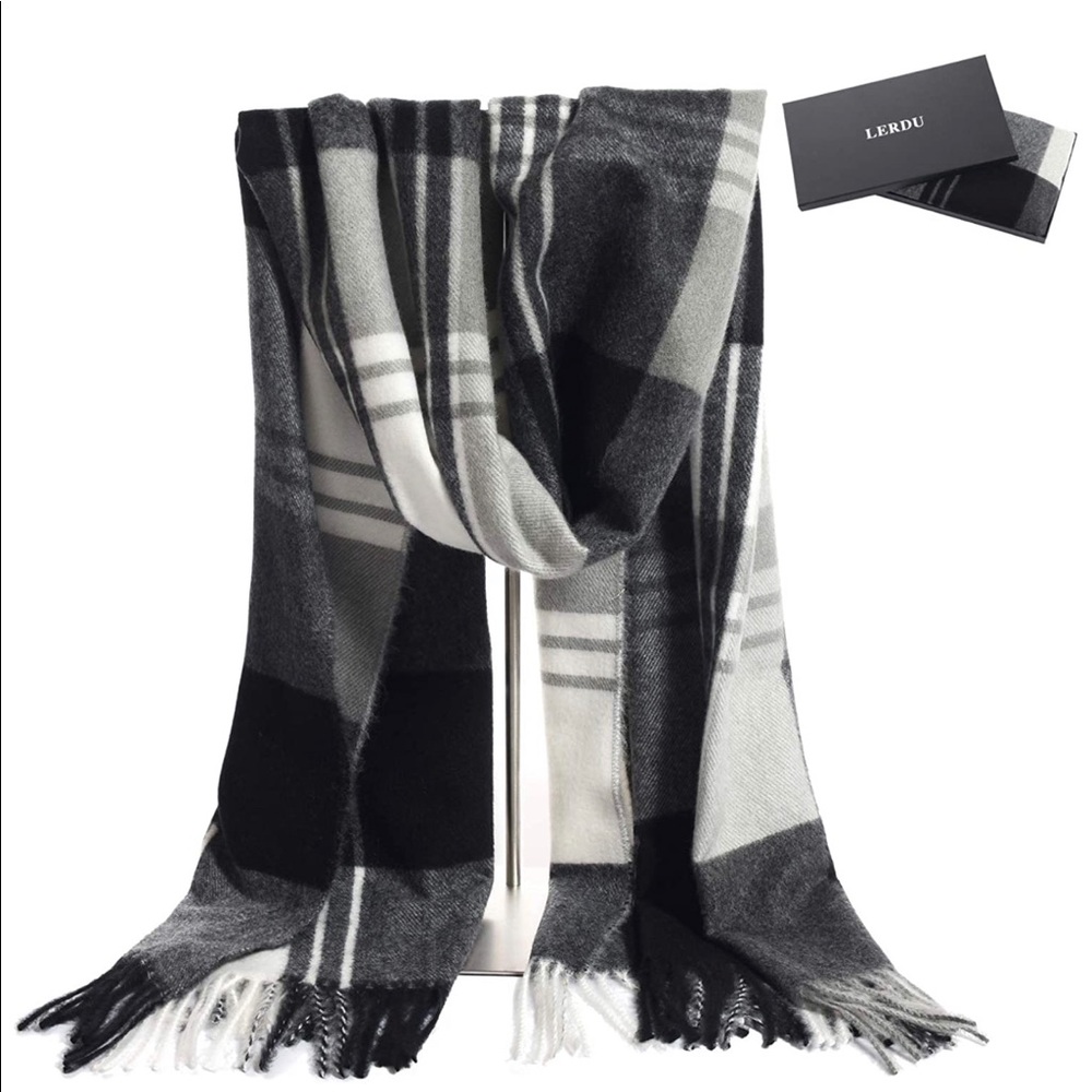 Lerdu Cashmere Virgin Wool Fringe Boxed Scarf - Picture 2 of 6